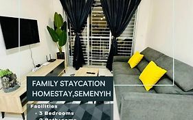Spacious Apartment Semenyih